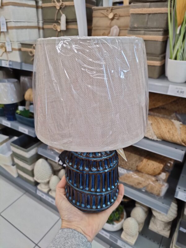 LAMPADA DA TAVOLO A COSTONI 22*34CM 3 COLORI - immagine 4