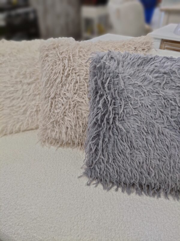 Cuscino Remy 45*45 3Colori
