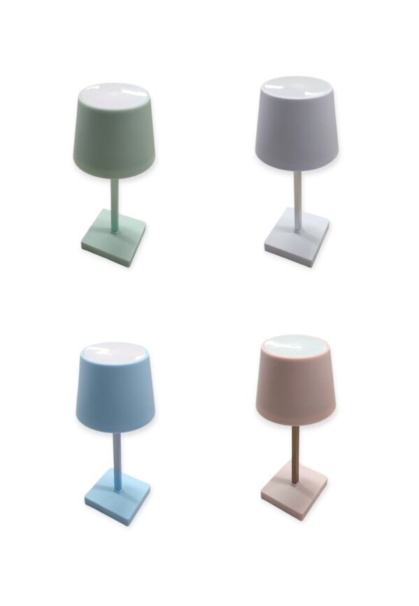 Lampada Led Touch Plastic Pastello 8,5*8,5*H.26cm 4 Colori